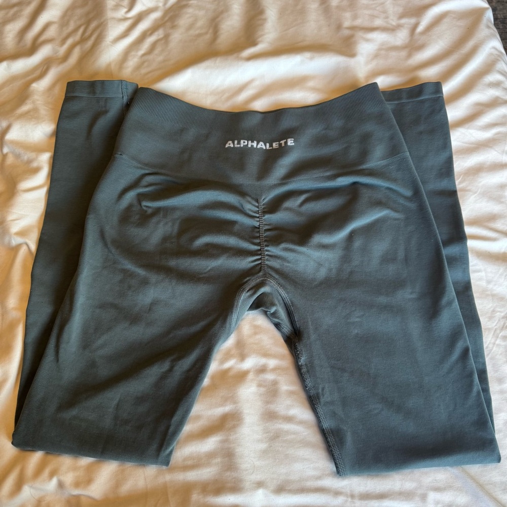 Alphalete Yoga Leggings